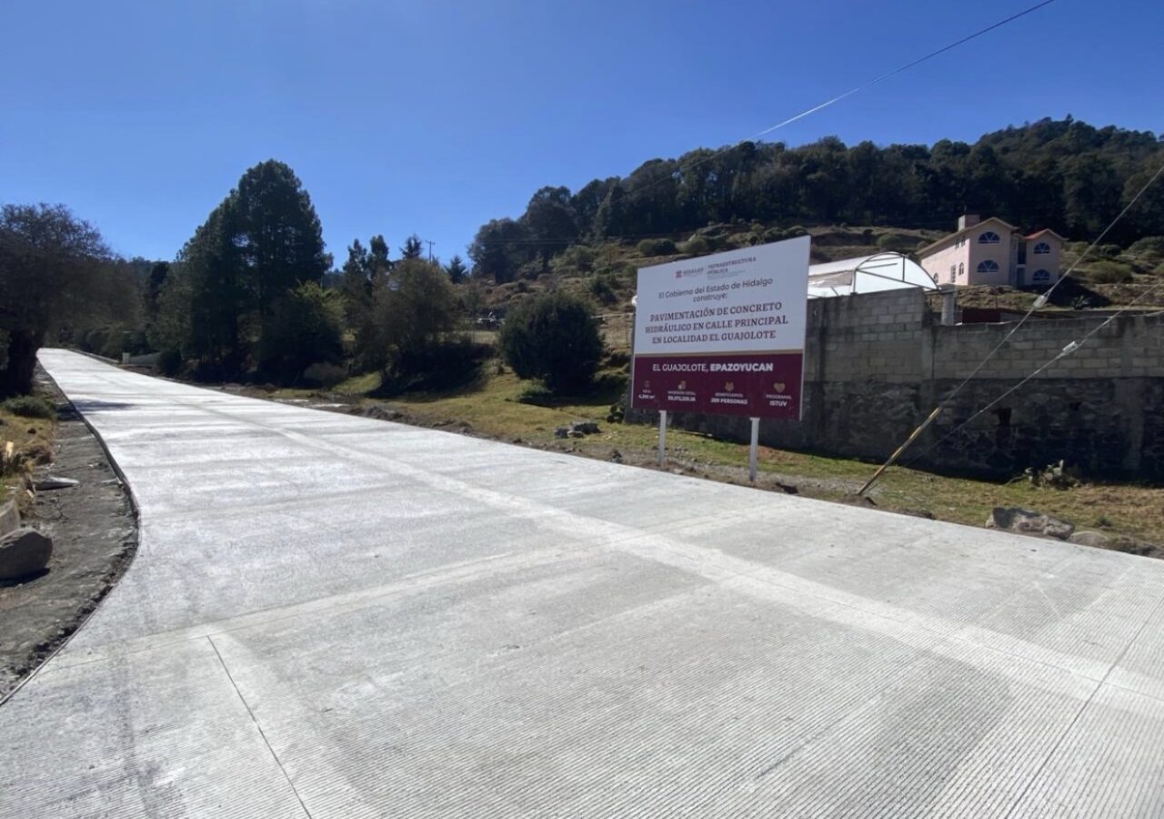 Pavimento de alta resistencia en El Guajolote, Epazoyucan