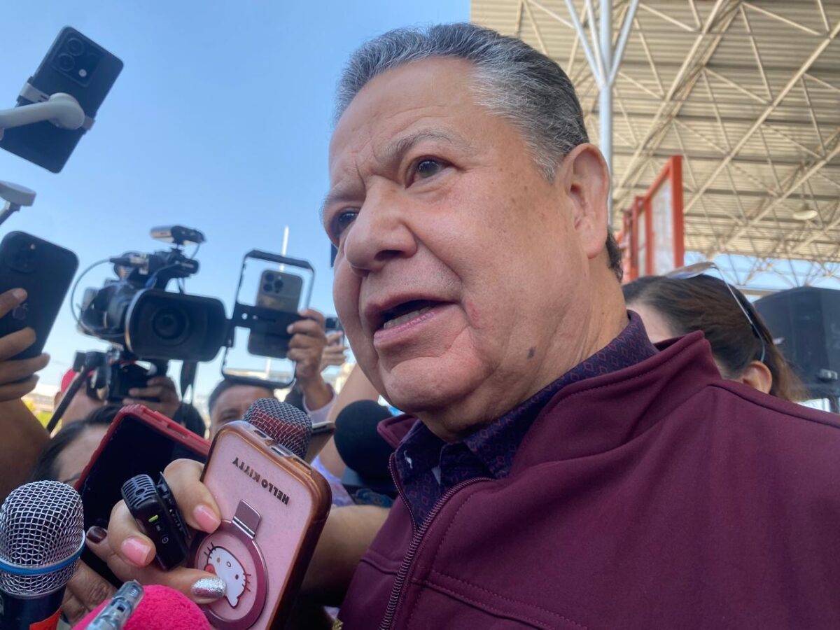 Confirma Menchaca vallas para resguardar edificios el 8M.