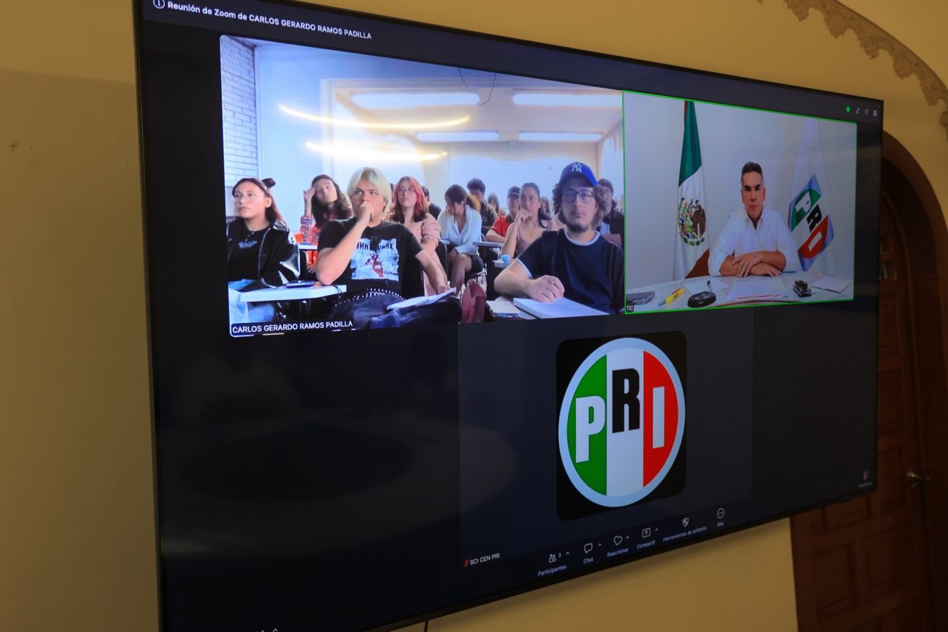 PRI acusa a Morena de usar tiempos oficiales para atacar opositores.