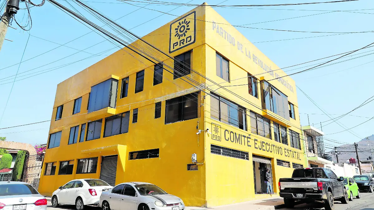 Hidalgo manda agua a otros estados mientras escasea en Pachuca: PRD.