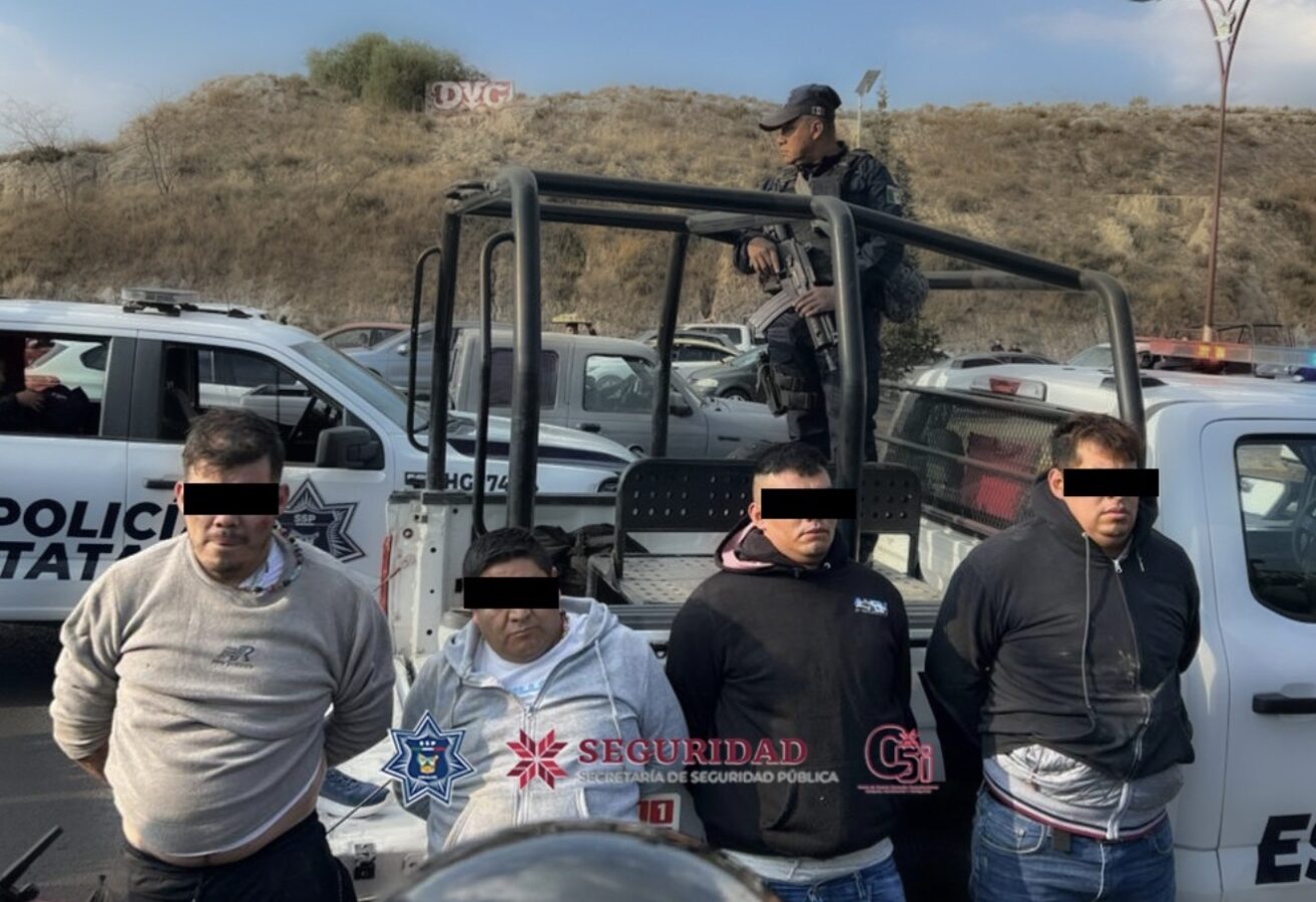 Cuatro detenidos por robo de vehículo en Pachuca
