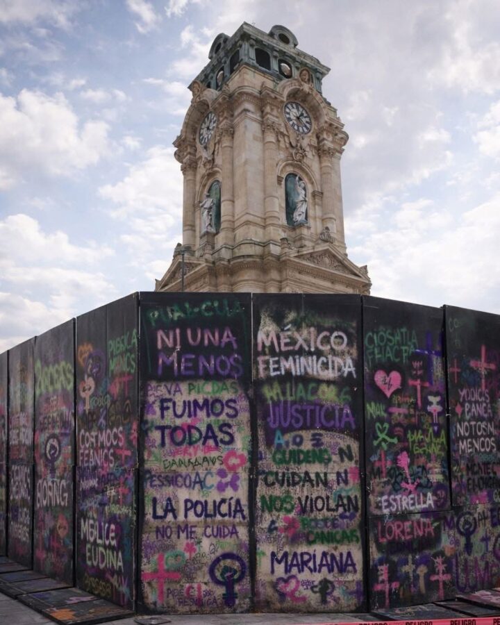 Colectiva feminista difunde campaña digital sobre pintas del 8M en Pachuca