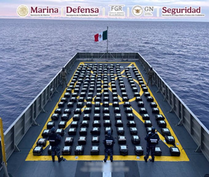 Aseguran dos toneladas de cocaína en Acapulco; suman 60 decomisadas en mares mexicanos.