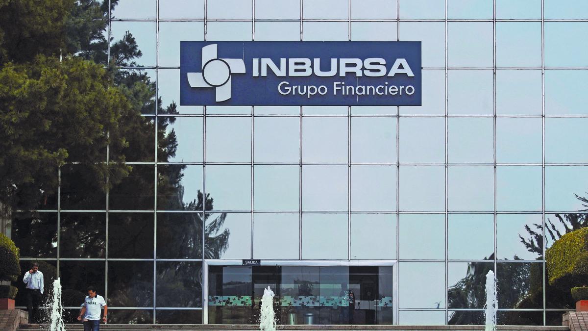 Propone PAN frenar alza de hasta 40% en seguros de gastos médicos