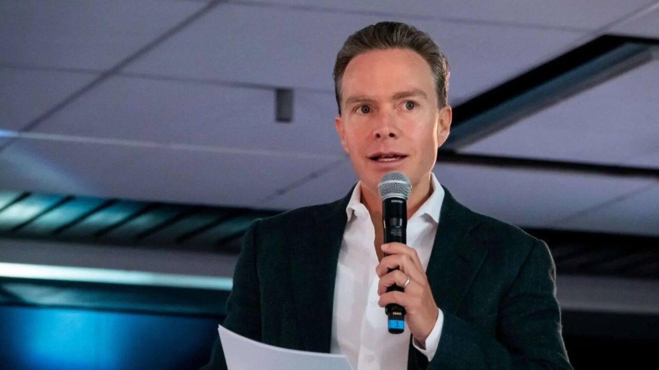 El Verde coincide: reducir el presupuesto de los congresos locales.