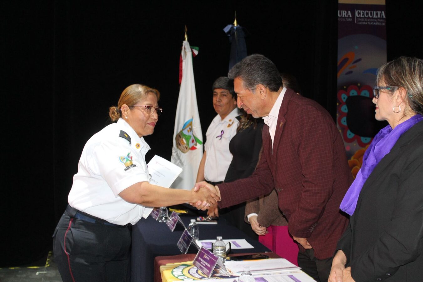 Imparte PIBEH curso de manejo “A la meta llegamos todas”