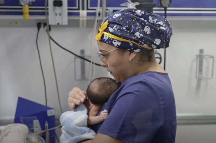 Hospital General de Especialidad salva la vida de bebé prematura