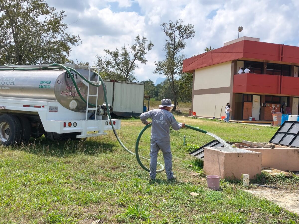 Avanza&nbsp;Conagua&nbsp;con la&nbsp;distribución de agua en pipas&nbsp;en&nbsp;San Felipe Orizatlán
