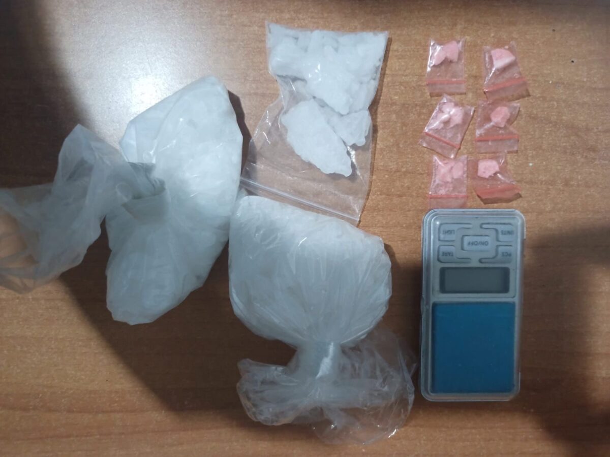 Detenido en&nbsp;Mineral de la Reforma&nbsp;por posesión de&nbsp;cristal&nbsp;y&nbsp;báscula gramera