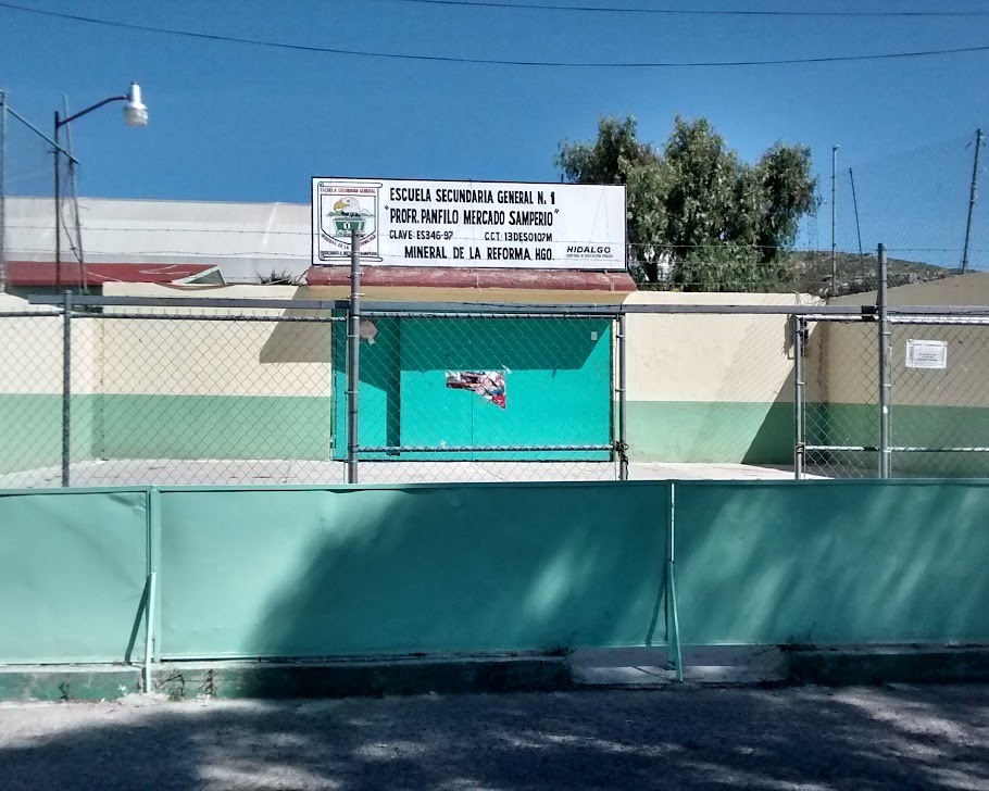 Colapsa barda en secundaria de Mineral de la Reforma tras lluvias; no hay lesionados