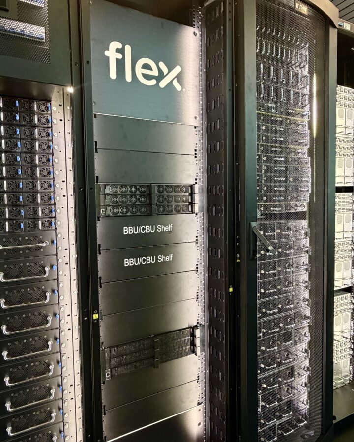 Flex Anuncia Inversión Récord de mil millones de dólares