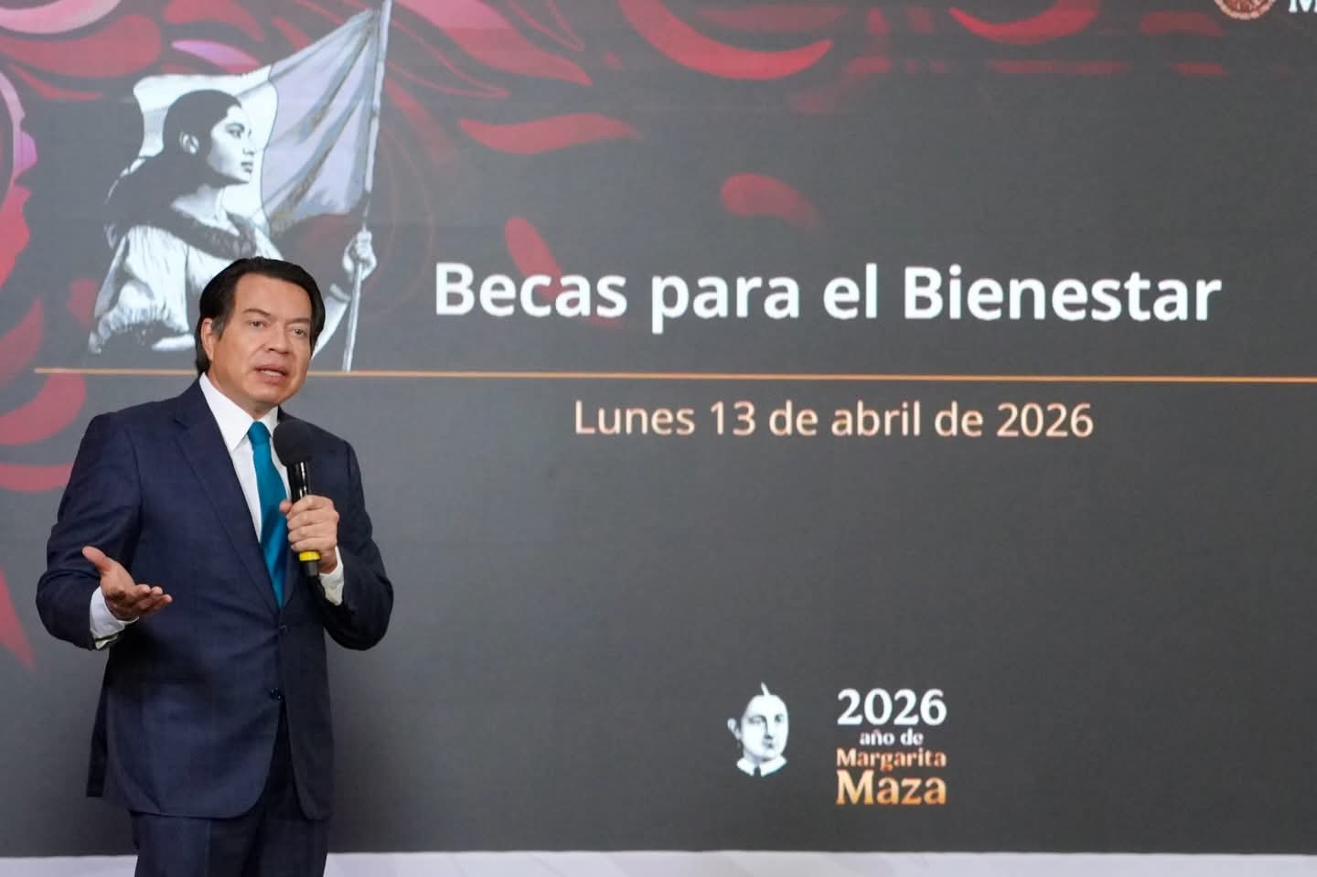 Gobierno proyecta destinar más de un billón de pesos a becas para 2030
