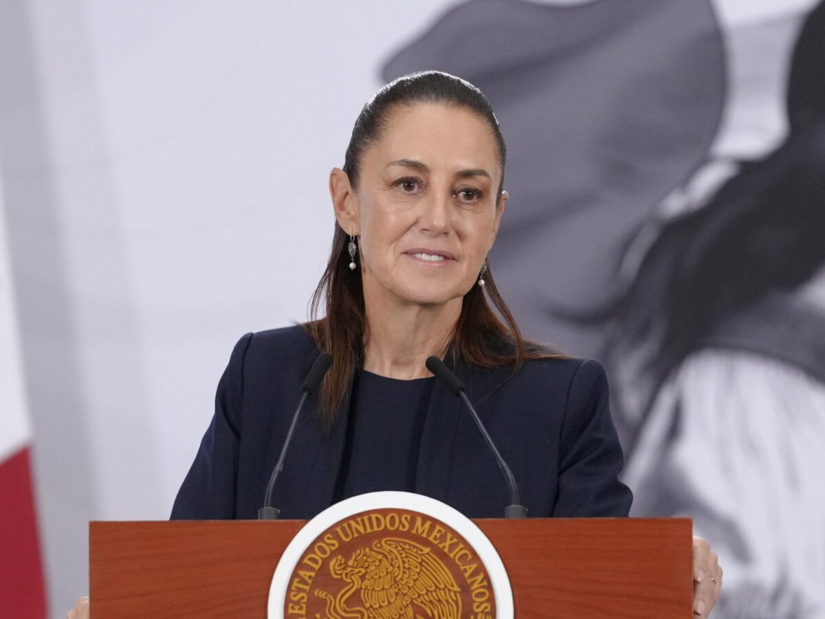 Sheinbaum garantiza 200 mil nuevos lugares en bachillerato