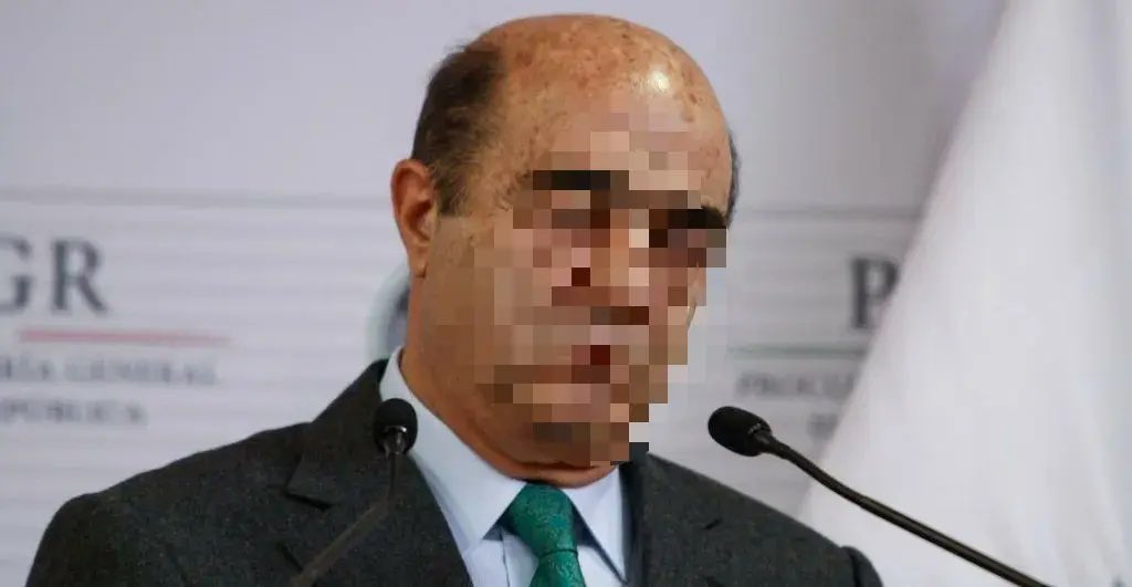 Hospitalizan a Jesús Murillo Karam tras sufrir presunto evento cerebrovascular