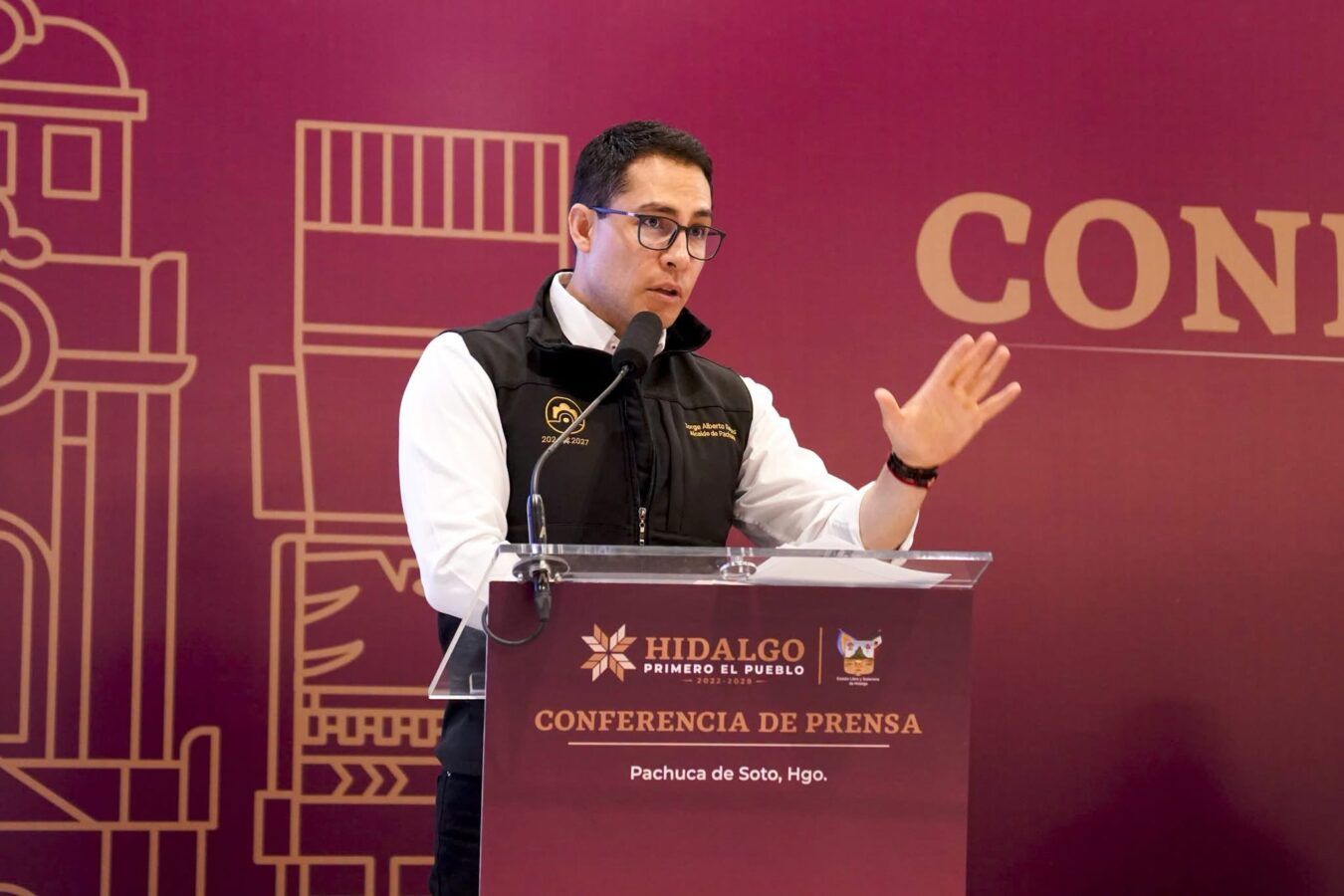 Pachuca firma convenio con INEGI para actualizar mapa de barrios y colonias.