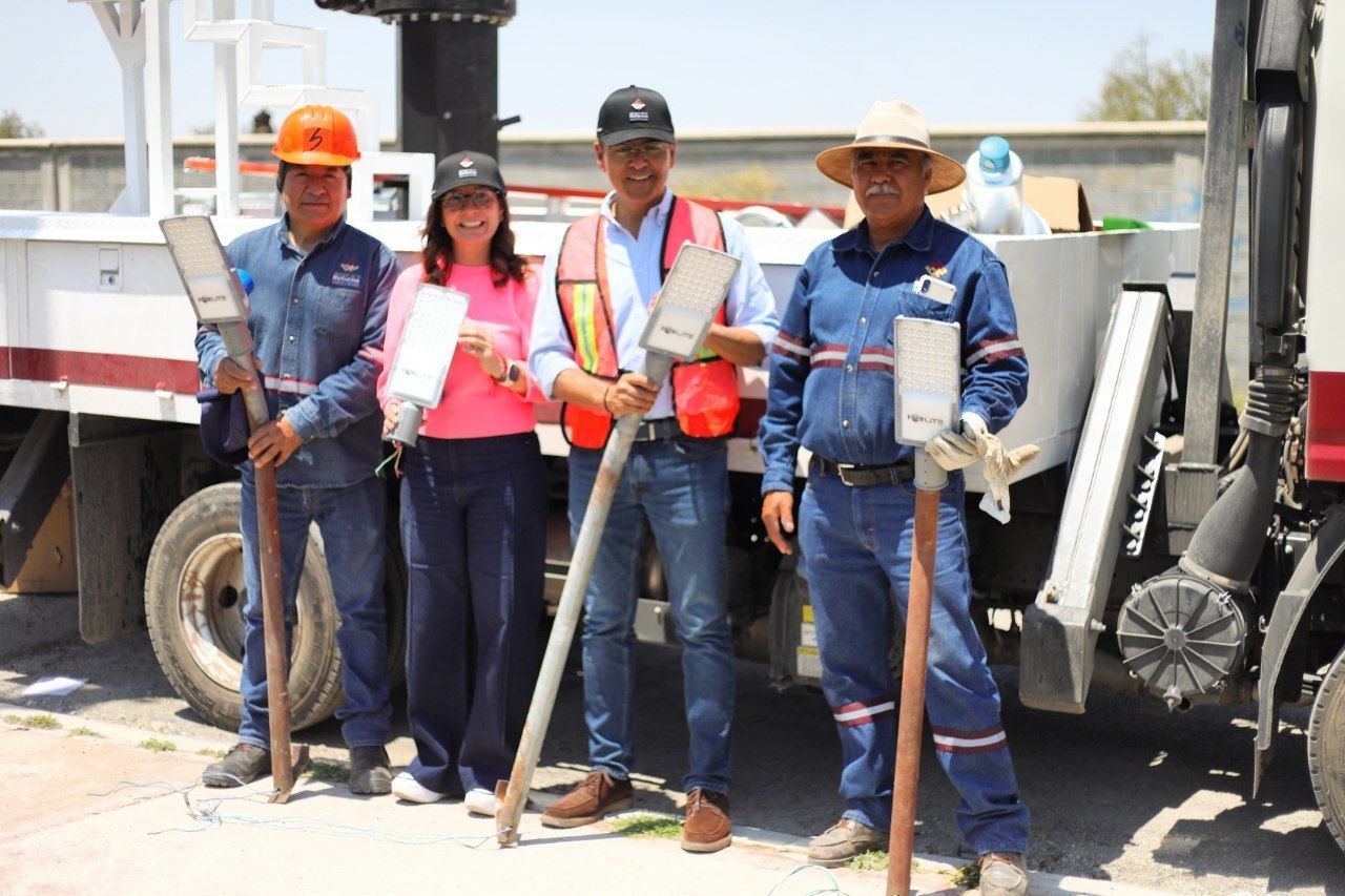 Llega alumbrado público al fraccionamiento Pradera de Virreyes