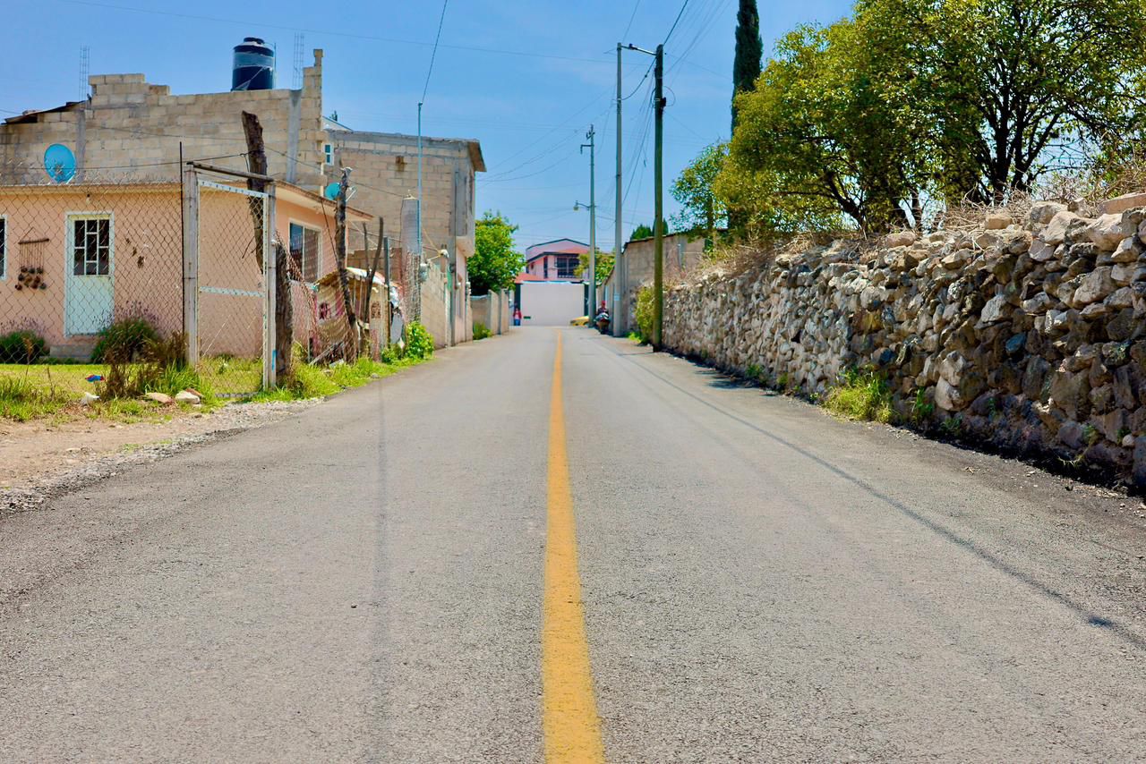 Entrega gobierno de Tula pavimentación de la calle Veintiocho de Octubre en San Pedro Alpuyeca