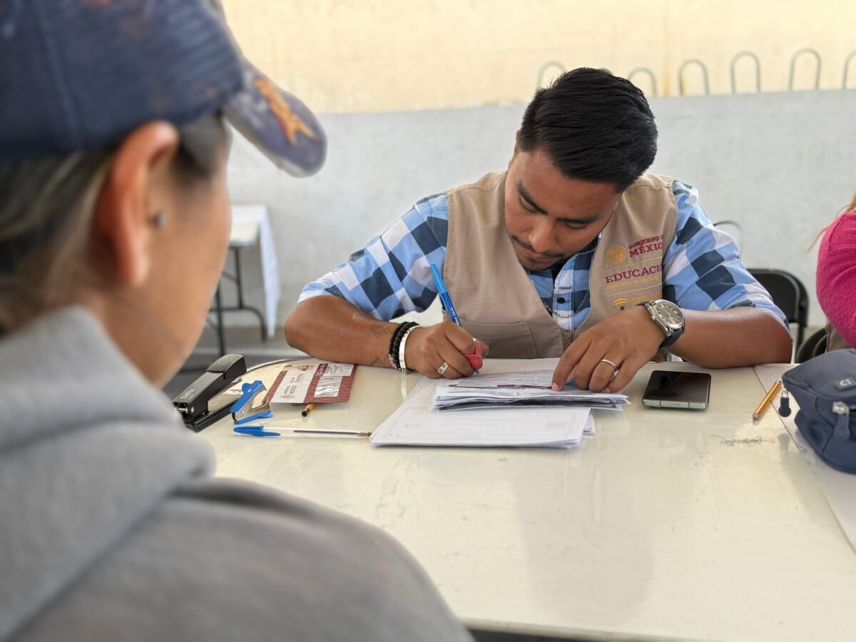 Inicia entrega de Tarjetas Bienestar para personas con discapacidad