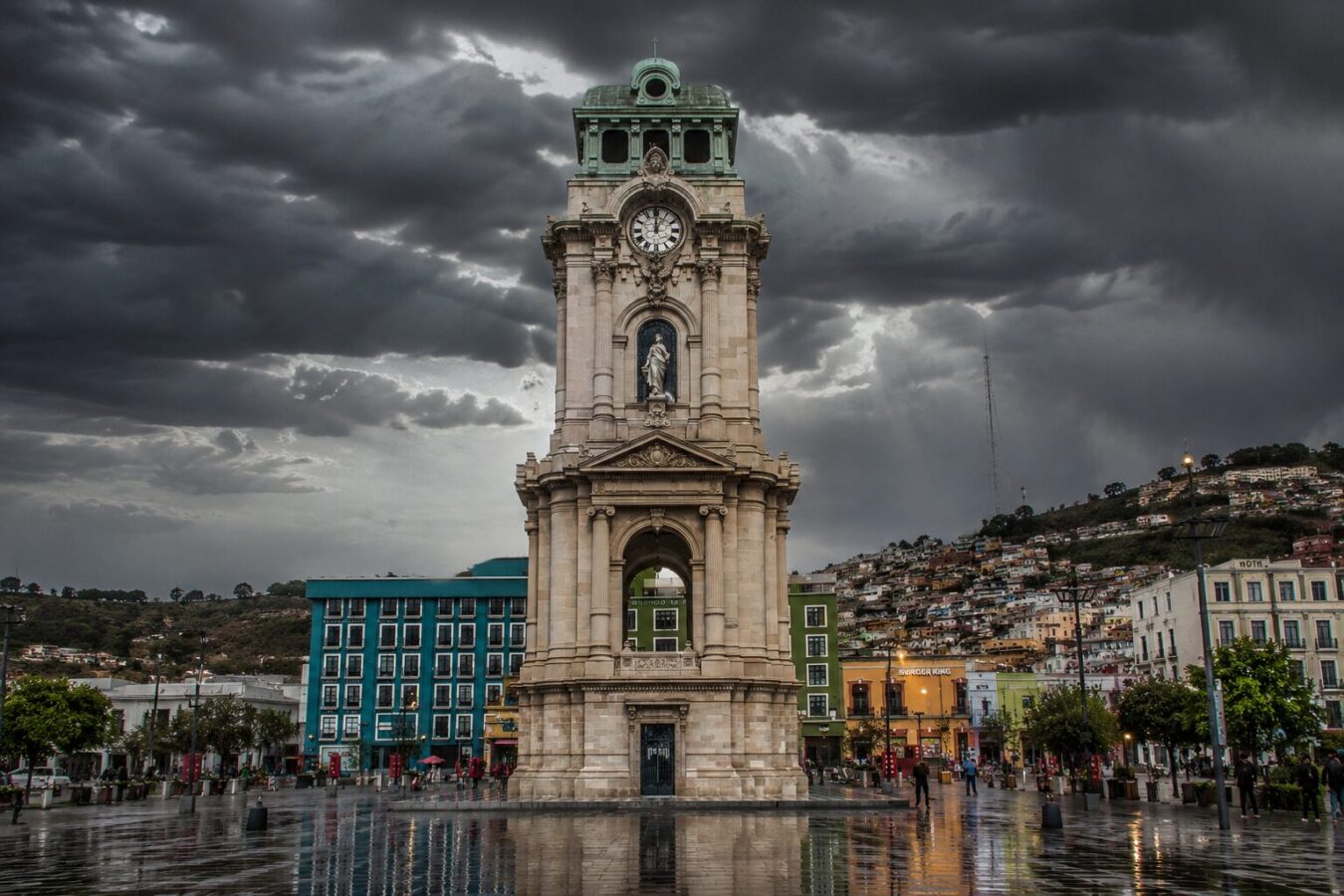 Protección Civil llama a prevenir riesgos por lluvias intensas en Hidalgo.