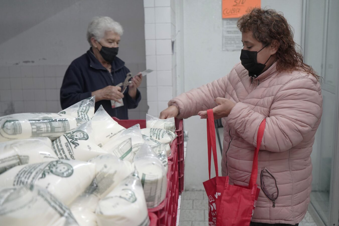 Realiza Programa de Abasto Social de Leche para el Bienestar registro en Atitalaquia