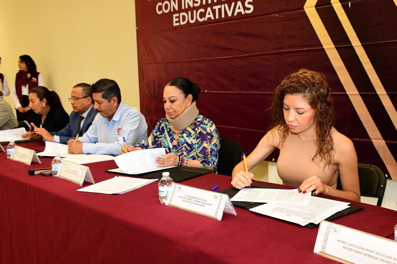 Tulancingo amplía convenios educativos para fortalecer acceso a becas y profesionalización