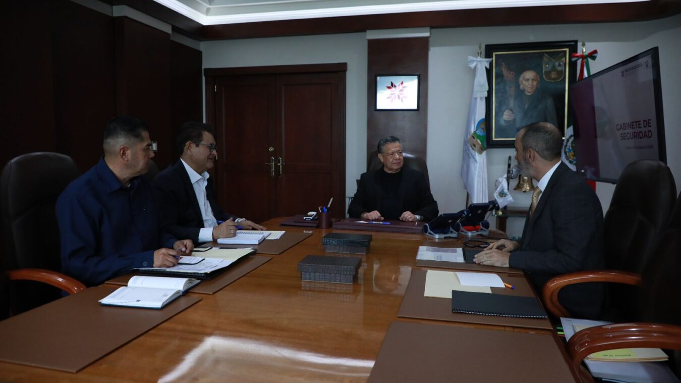 Desmantelan túnel de huachicol y aseguran dosis de droga