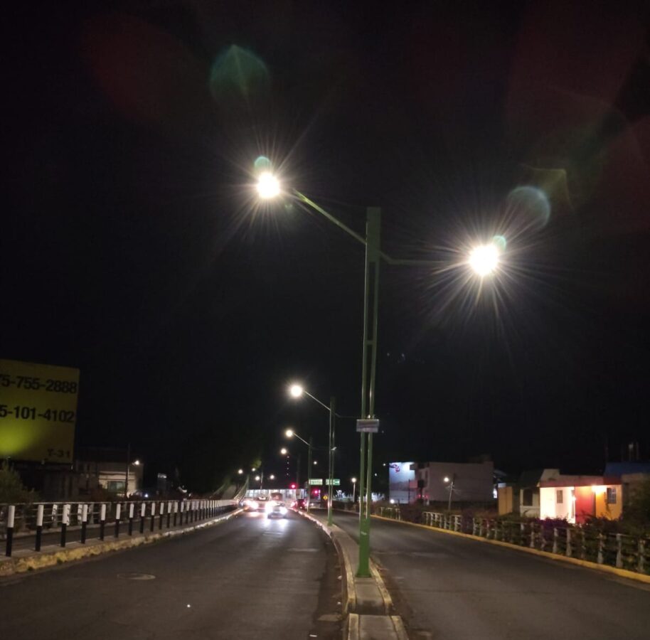Mantenimiento preventivo y correctivo en más de 900 luminarias de Tulancingo