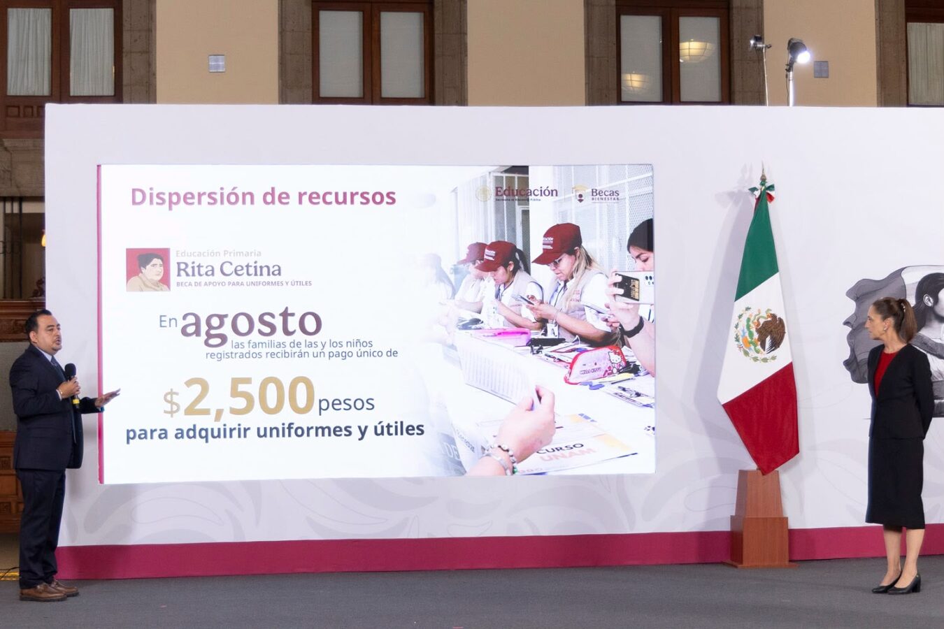 Blindaje educativo a través de becas a 22 millones de estudiantes
