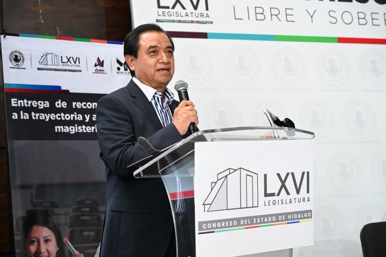 Reconoce Congreso de Hidalgo trayectoria de maestras y maestros hidalguenses