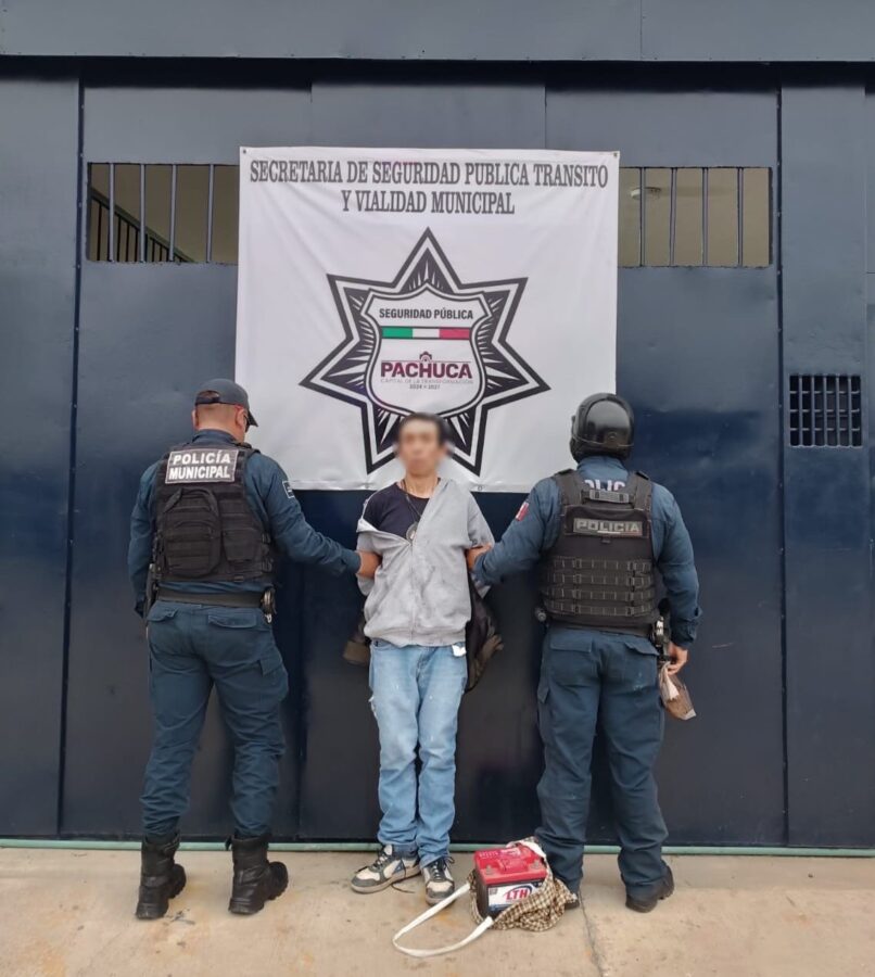 Detienen a una persona por&nbsp;robo de autopartes&nbsp;y&nbsp;posesión de narcóticos