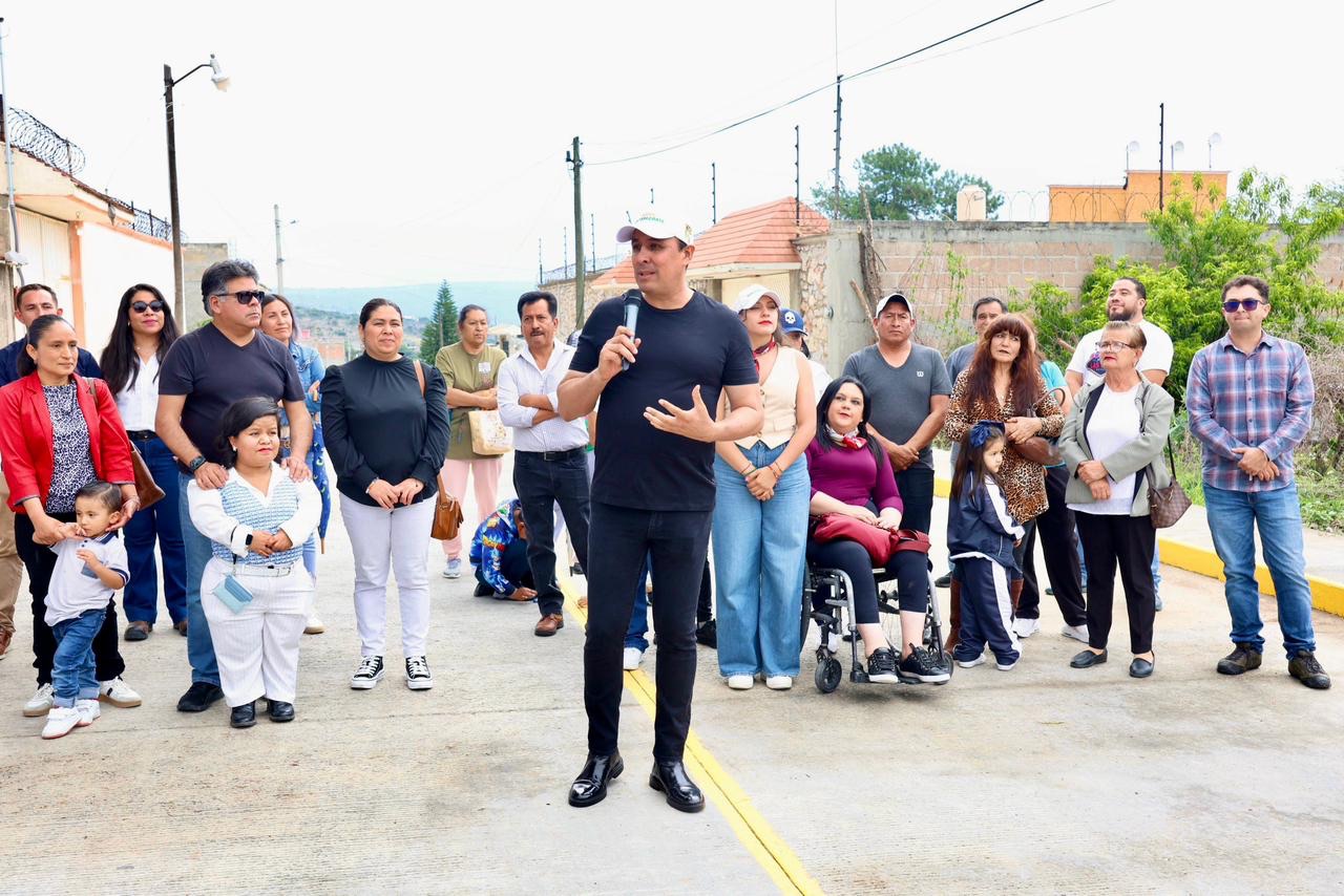 Entrega&nbsp;Cristhian Martínez&nbsp;pavimentaciones&nbsp;en beneficio de las familias de&nbsp;Tula