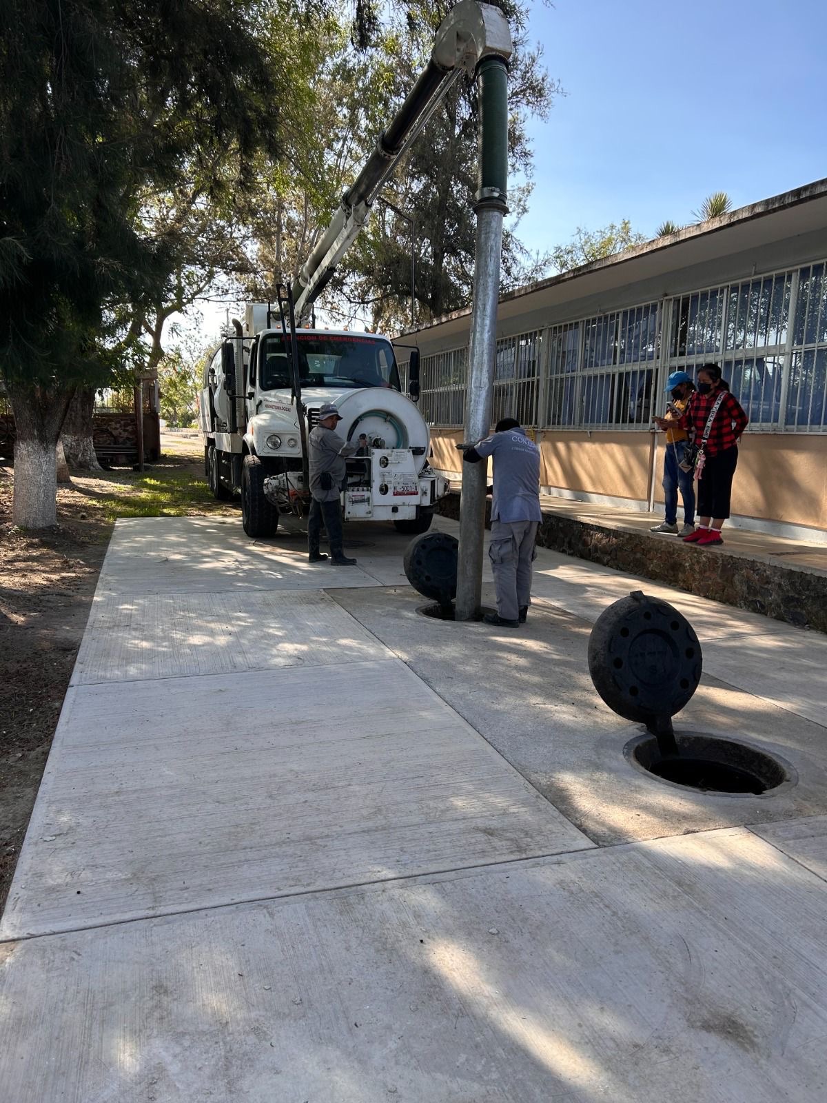 Realiza Conagua desazolve en primaria de Tasquillo