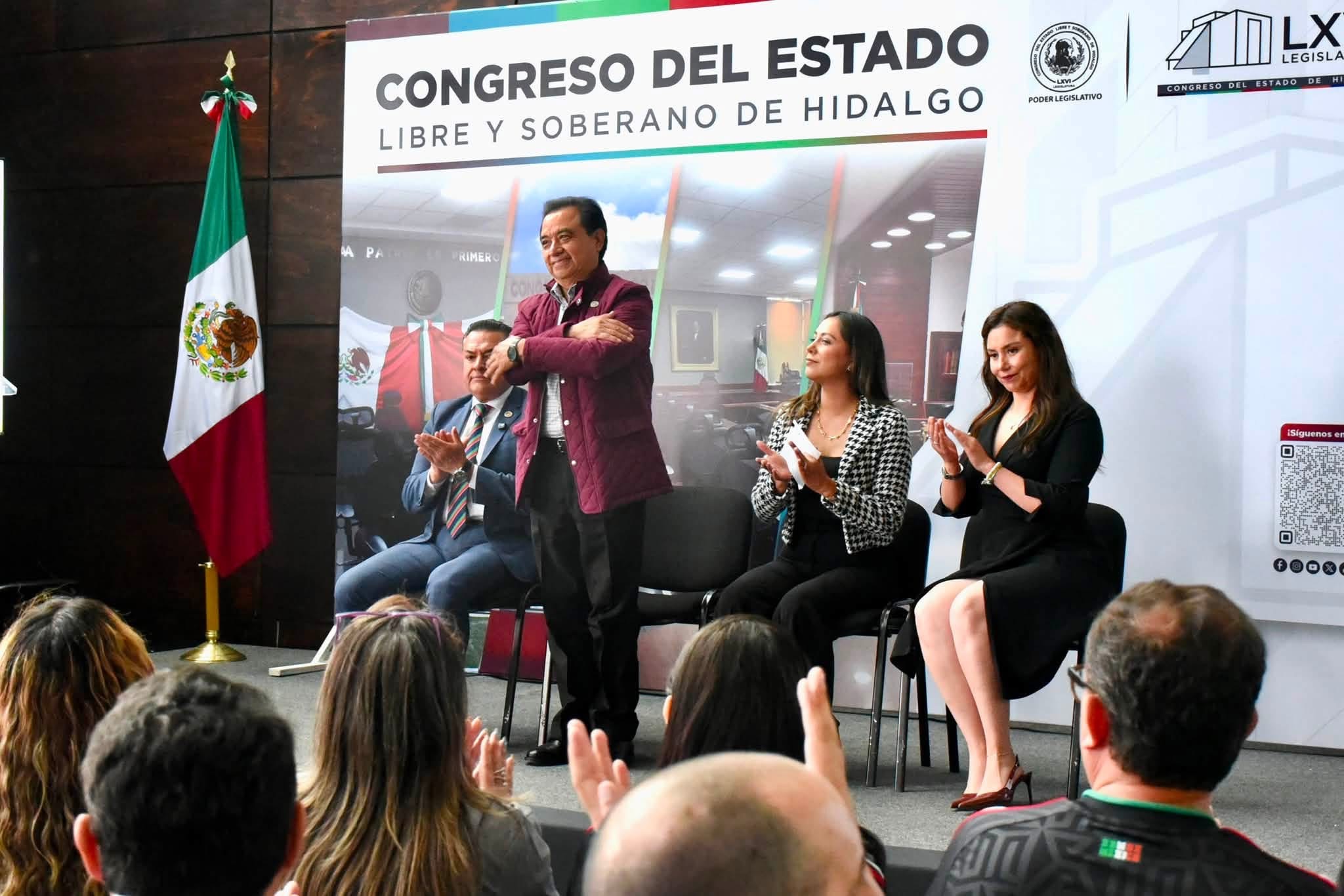 Congreso de Hidalgo firma convenio con Canadevi para fortalecer temas de vivienda