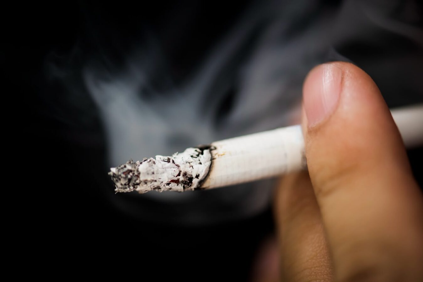 Cigarro contiene 70 sustancias cancerígenas, advierte IMSS