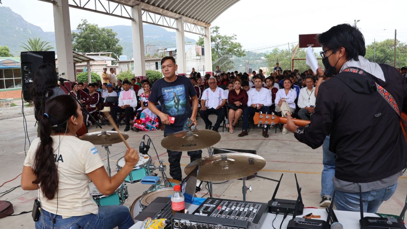 Recibe Metzquititlán Conciertos por la Paz para fortalecer a las juventudes