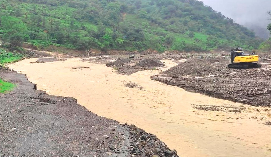Caminos con afectaciones por las lluvias en 12 municipios hidalguenses