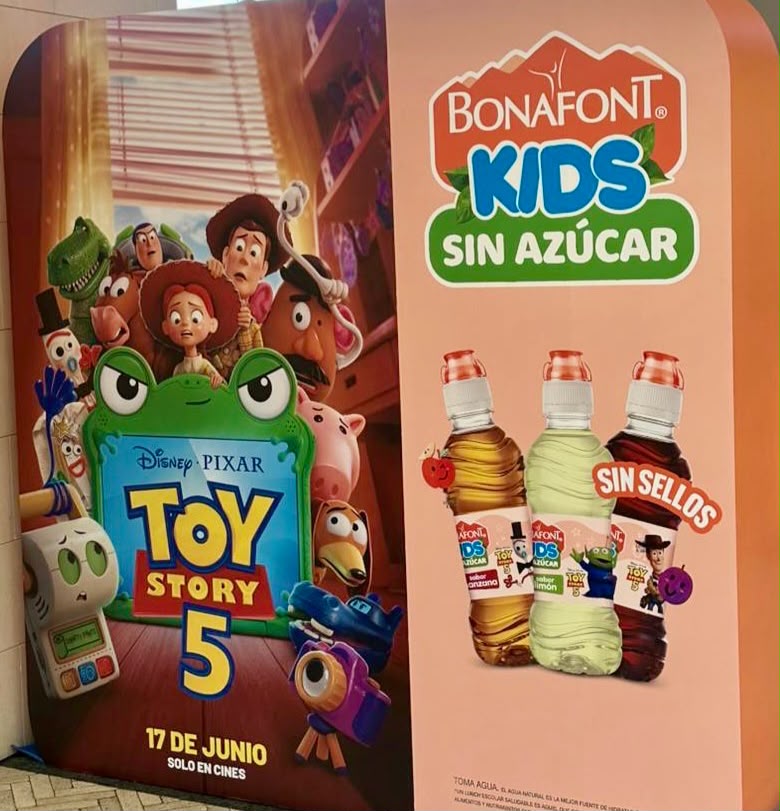 Bonafont Kids lanza edición especial por el estreno de Toy Story 5