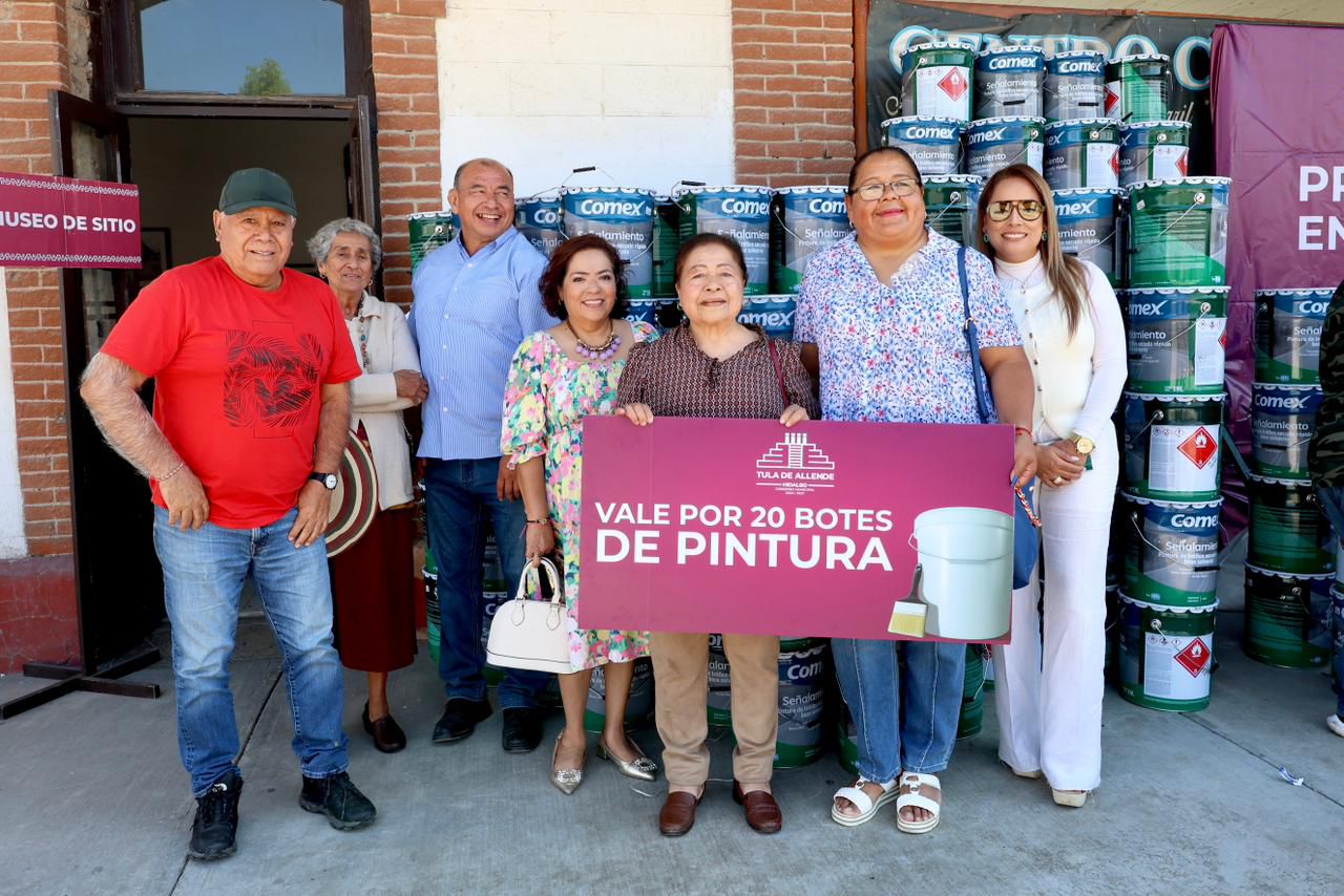Entrega Cristhian Martínez más de 20 mil litros de pintura a las 54 comunidades de Tula