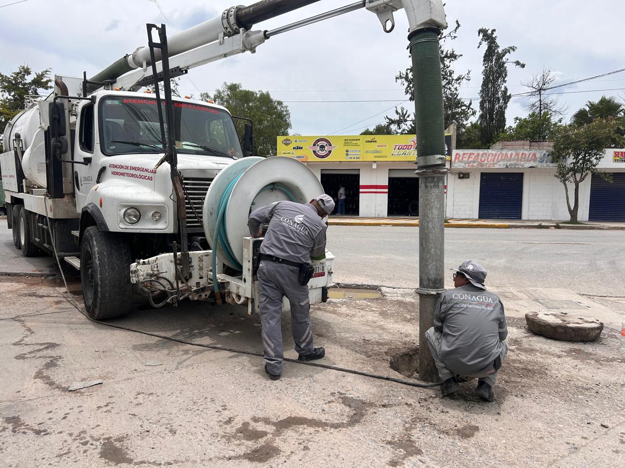 Avanza Conagua con operativo de desazolve en Francisco I. Madero