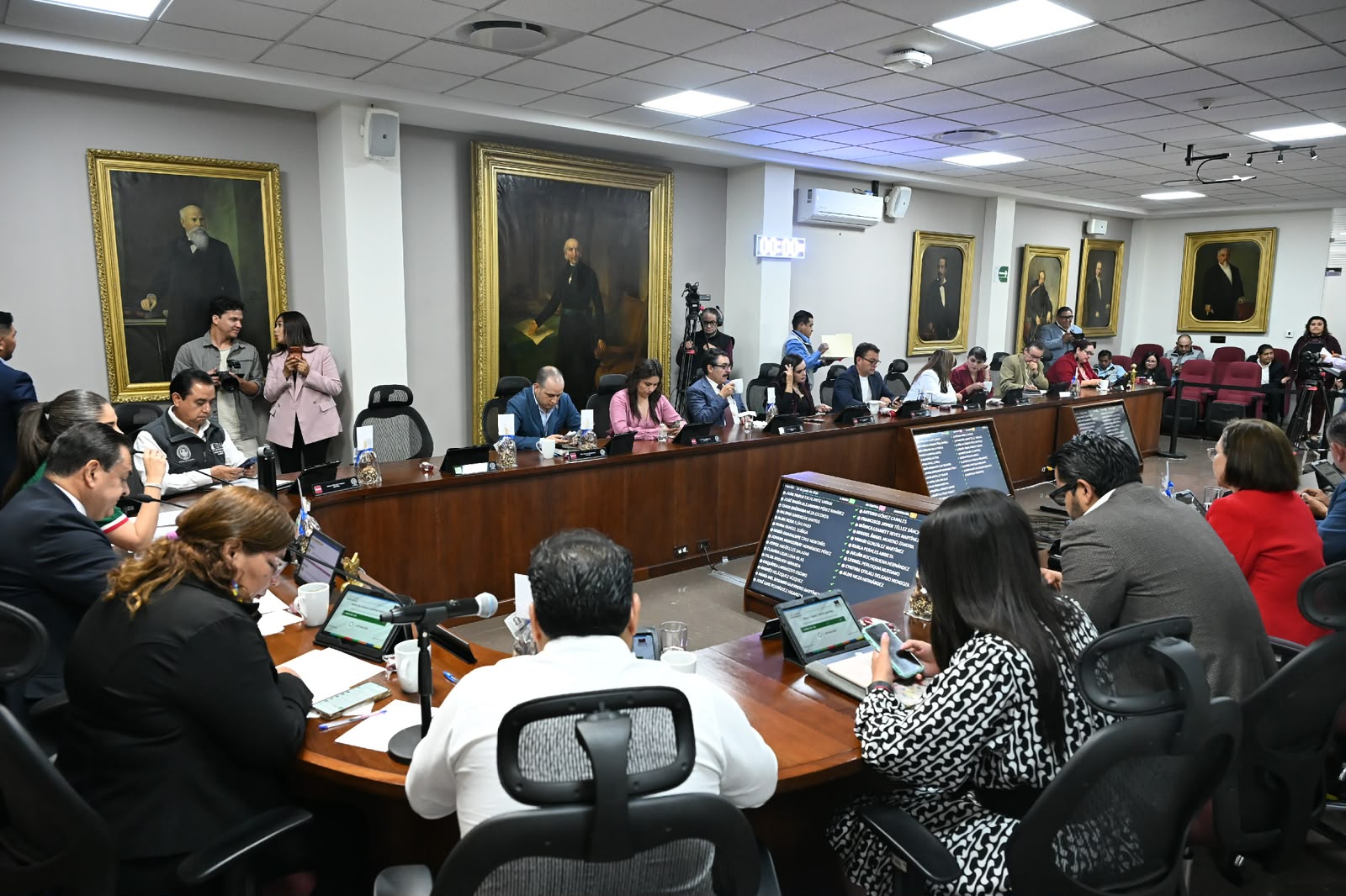 Plantean sancionar difusión de imágenes que revictimicen a víctimas de feminicidio.