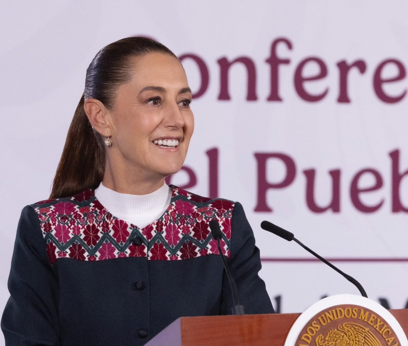 Sheinbaum anuncia inauguración de trenes a Pachuca y Querétaro en 2027