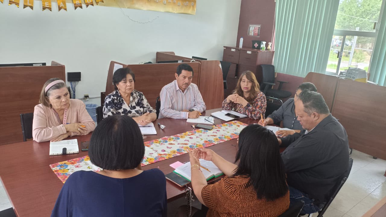 IHE fortalece la formación continua de más de 7 mil docentes para consolidar la Nueva Escuela Mexicana