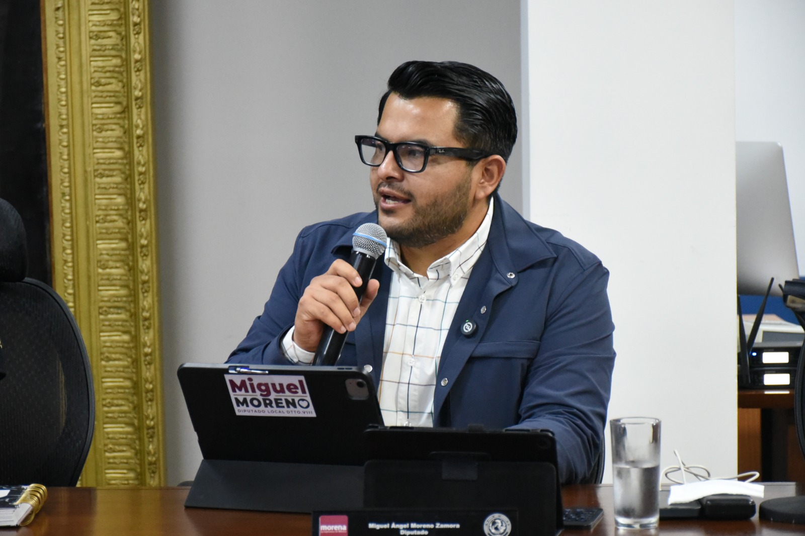 Morena propone eliminar requisitos para acelerar obras, programas y acceso a recursos.