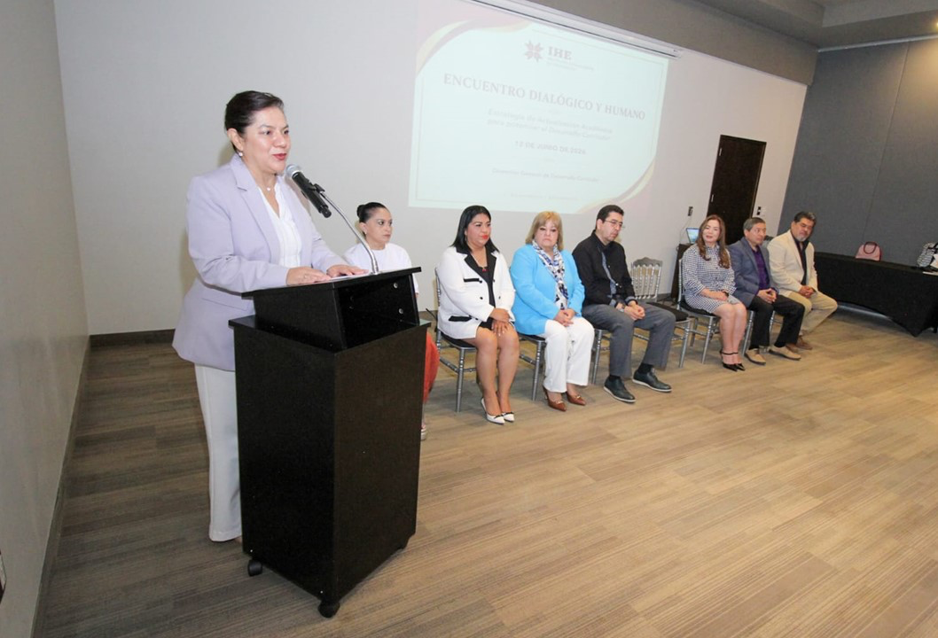 Fortalece IHE actualización académica en educación básica