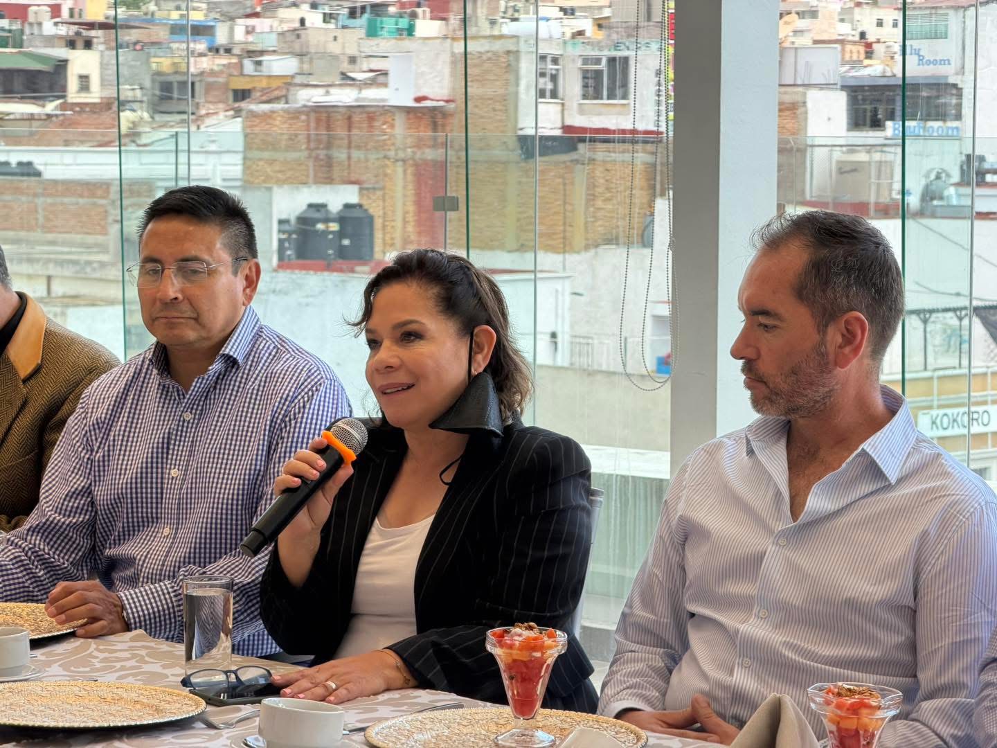 Diputada impulsa diálogo con empresarios sobre competitividad, T-MEC y cooperativas.