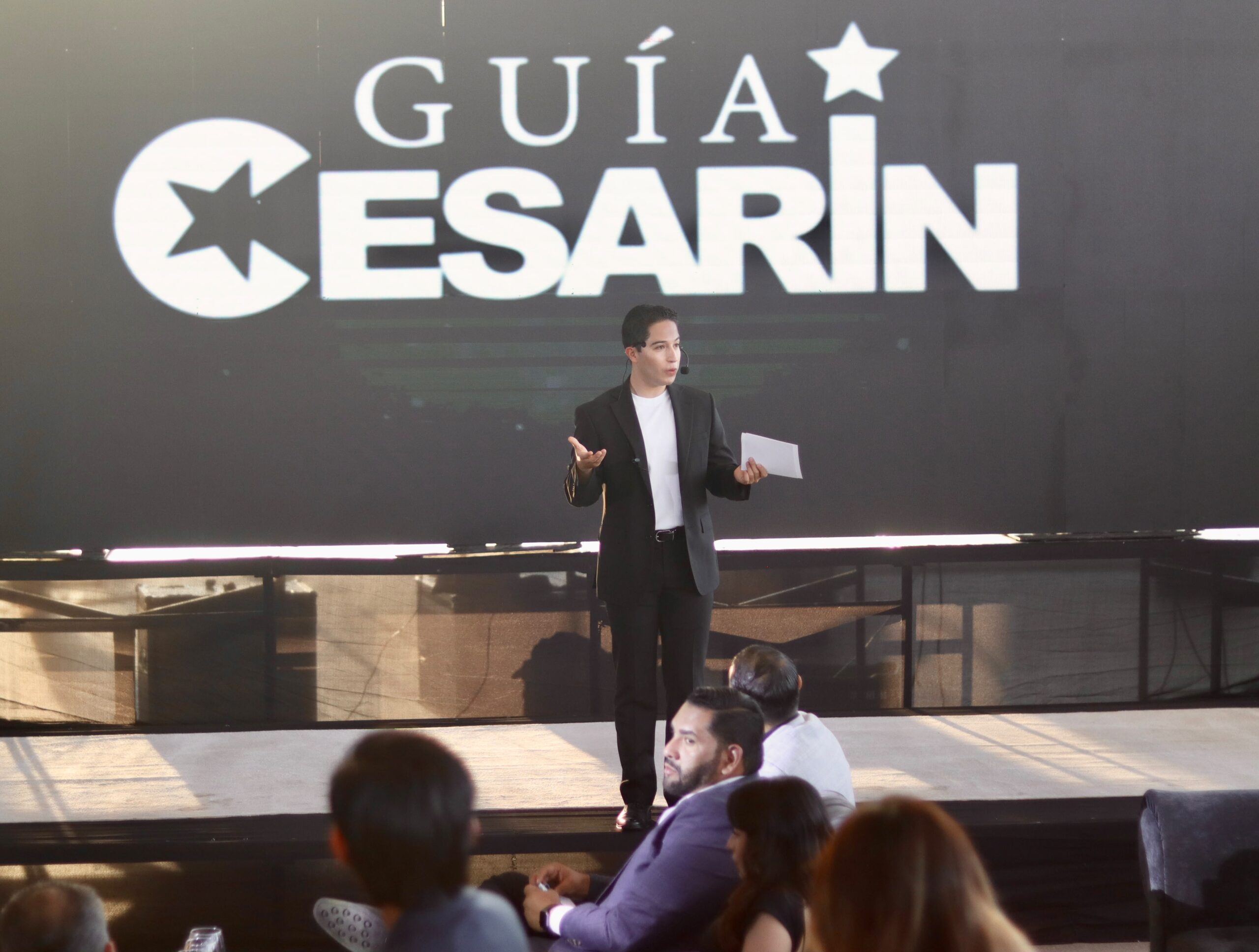 César Nieto presenta La Guía Cesarín, directorio digital para impulsar empresas de Hidalgo