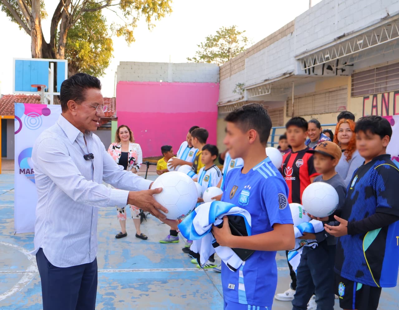 Fundación María Elena Moreno lanza convocatoria para apoyar a equipos infantiles de fútbol en Pachuca