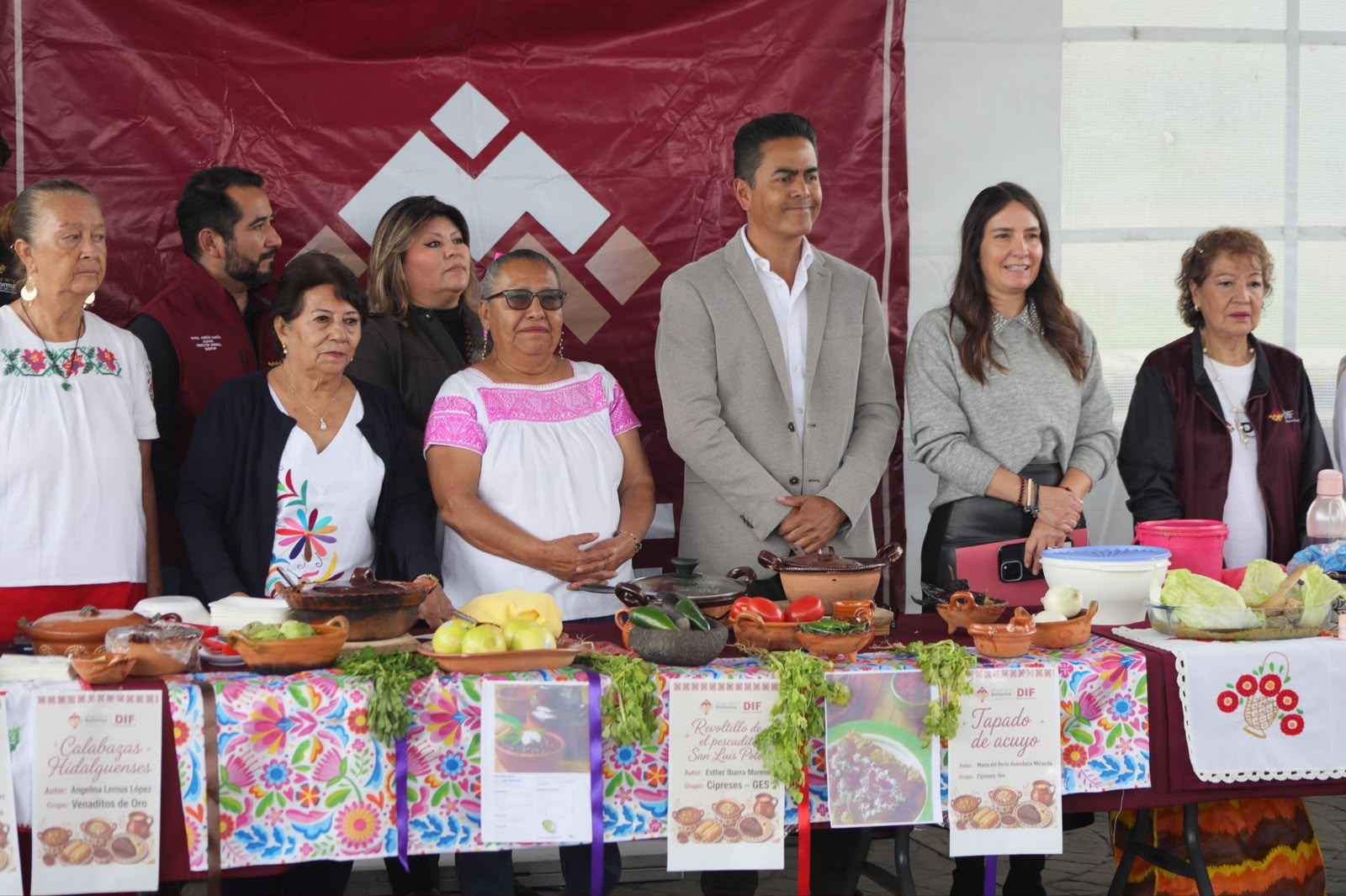 Celebra Mineral de la Reforma la semana del adulto mayor con muestra gastronómica y recetario de tradiciones