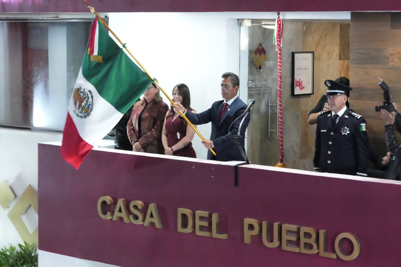 Reúne Grito de Independencia a más de 12 mil personas en Mineral de la Reforma