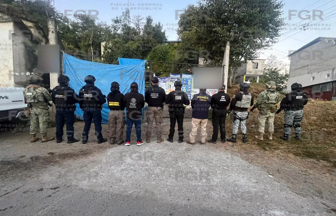 FGR asegura mil 500 litros de hidrocarburo en Tenango de Doria; segundo cateo en cuatro meses.